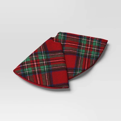 16" Christmas Dia Red/Green Plaid Mini Tree Skirt - Wondershop™ 2 16" Christmas Dia Red/Green Plaid Mini Tree Skirt - Wondershop™ - Image 2